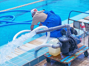 ماك سويم لحمامات السباحه